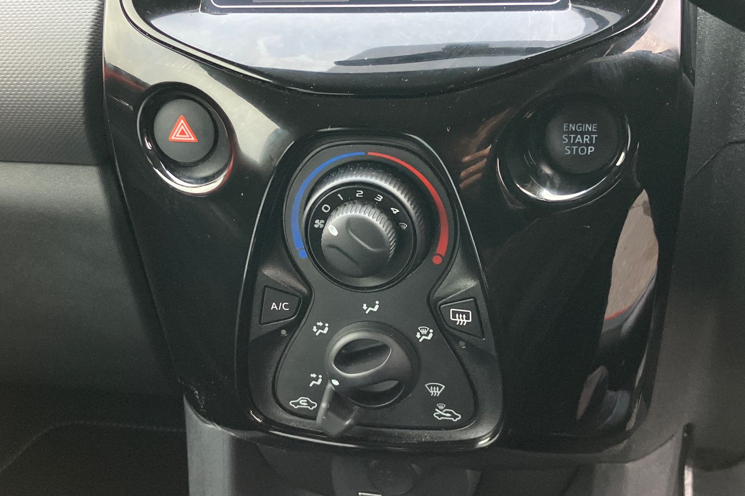 Used Peugeot 108 2022 for sale - 76429269: Photo 9