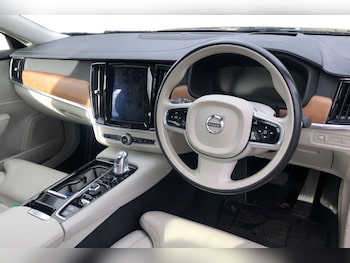 Used Volvo S90 2018 for sale - 76429294: Photo