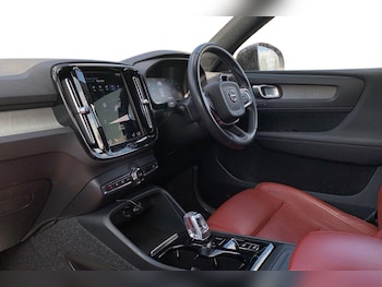 Used Volvo XC40 2021 for sale - 79568640: Photo