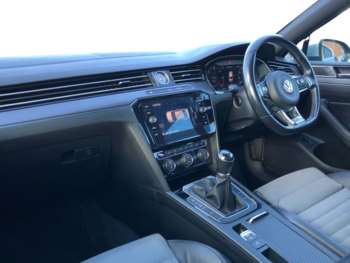 Used Volkswagen Passat 2018 for sale - 74495708: Photo