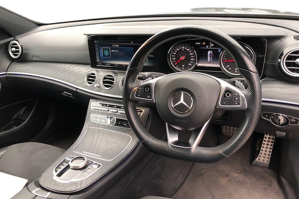 Used Mercedes-Benz E Class 2018 for sale - 76197676: Photo 3