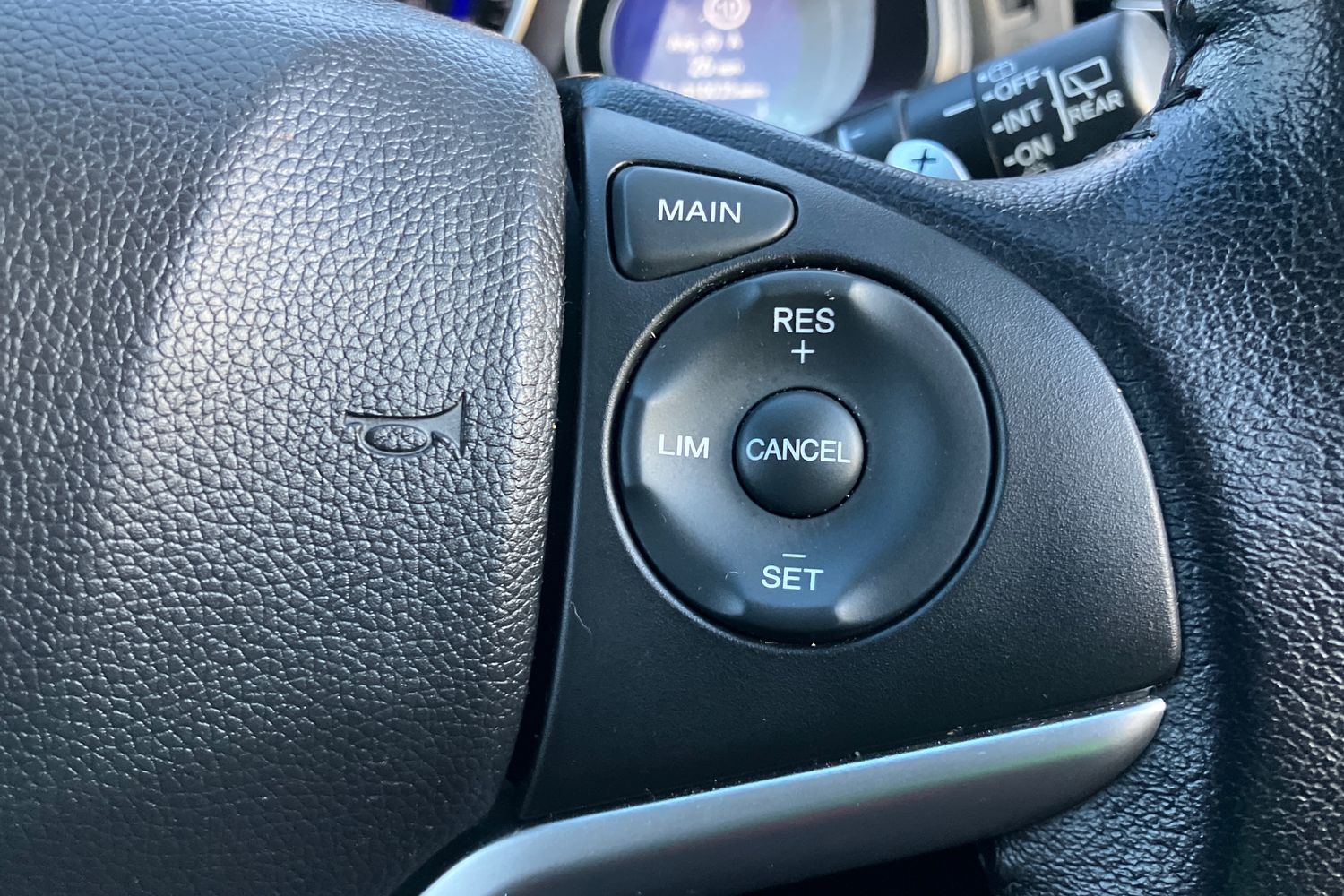 Used Honda Jazz 2018 for sale - 76401701: Photo 15