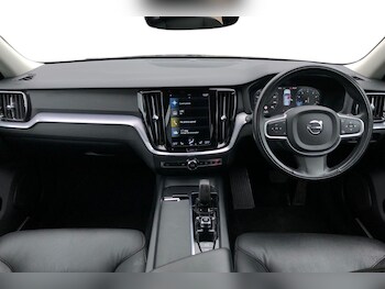 Used Volvo V60 2021 for sale - 75329552: Photo