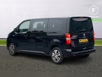 Used Peugeot Traveller 2020 for sale - 76311099: Photo 2