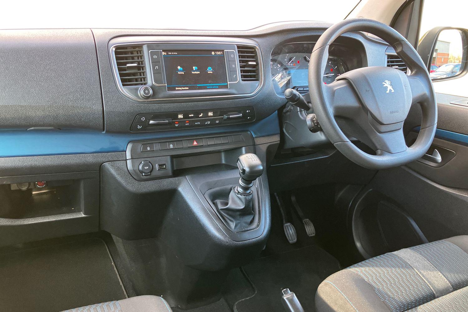 Used Peugeot Traveller 2020 for sale - 76311099: Photo 4