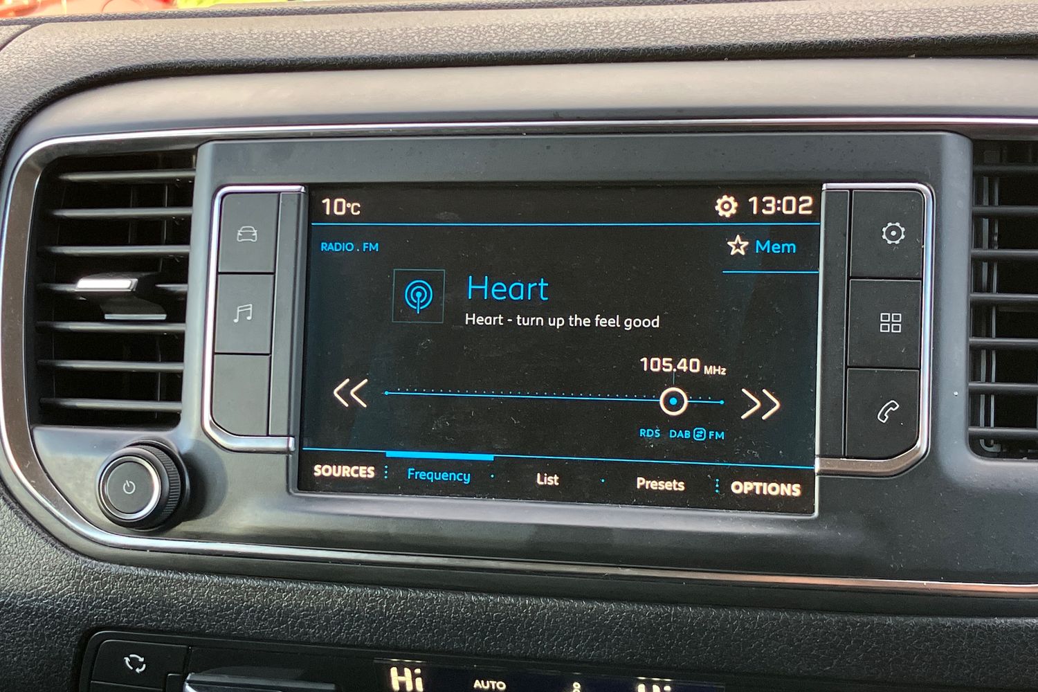 Used Peugeot Traveller 2020 for sale - 76311099: Photo 8