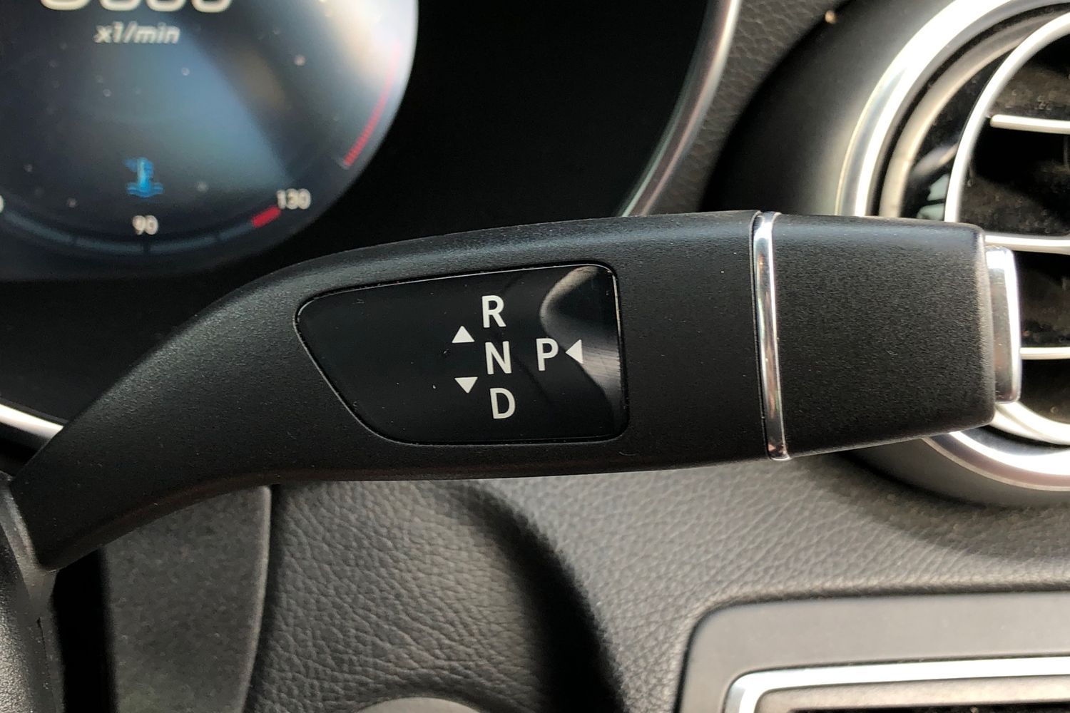 Used Mercedes-Benz C Class 2020 for sale - 76250655: Photo 8