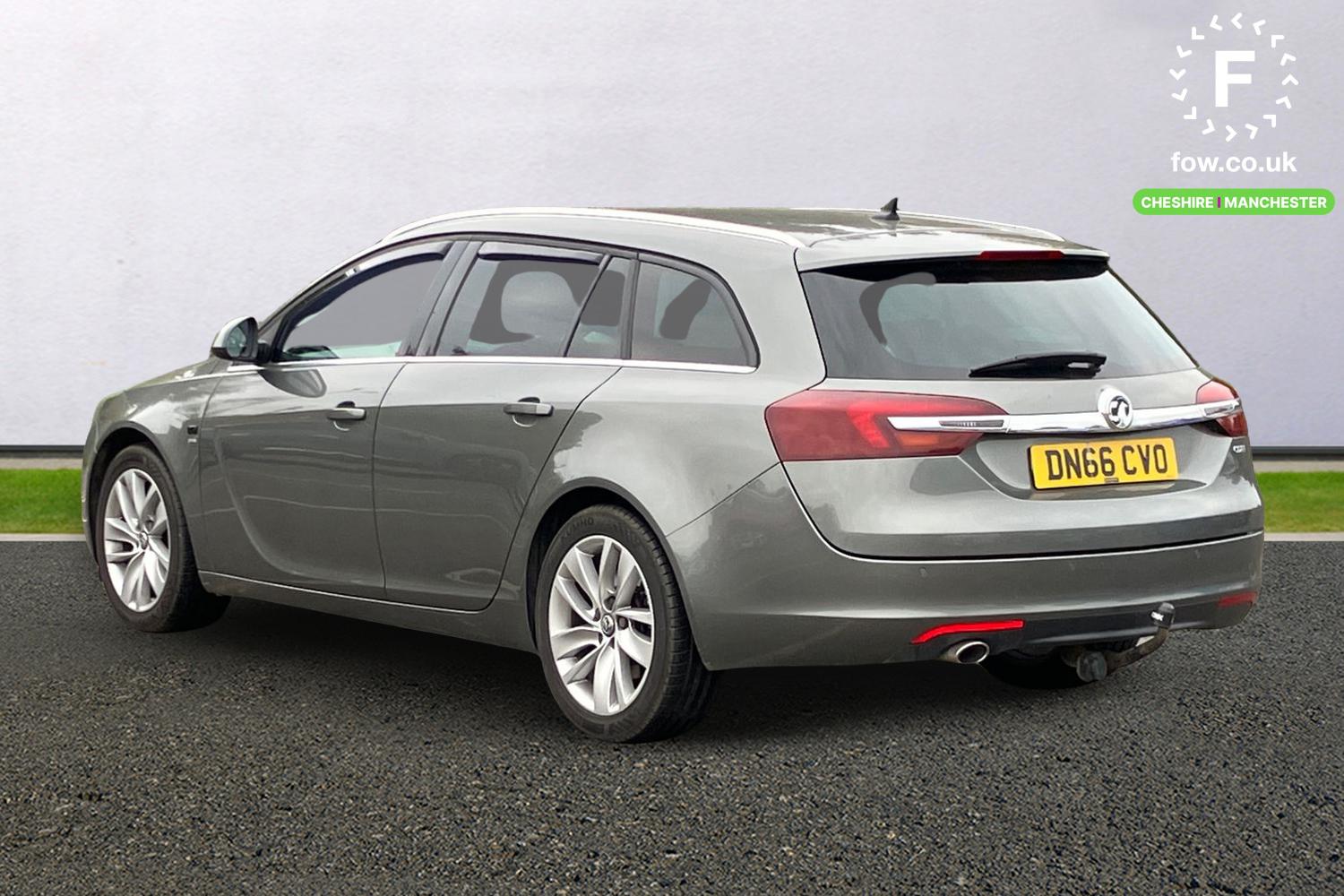 Used Vauxhall Insignia 2016 for sale - 76750777: Photo 2