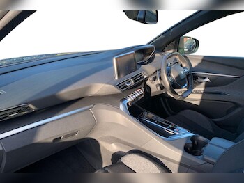 Used Peugeot 3008 2023 for sale - 76346424: Photo