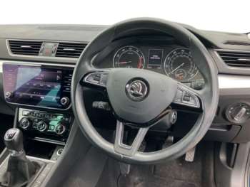 Used Skoda Superb 2020 for sale - 75348602: Photo