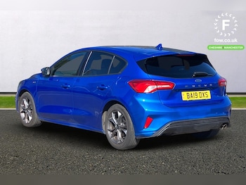 Used Ford Focus 2019 for sale - 76030538: Photo 2