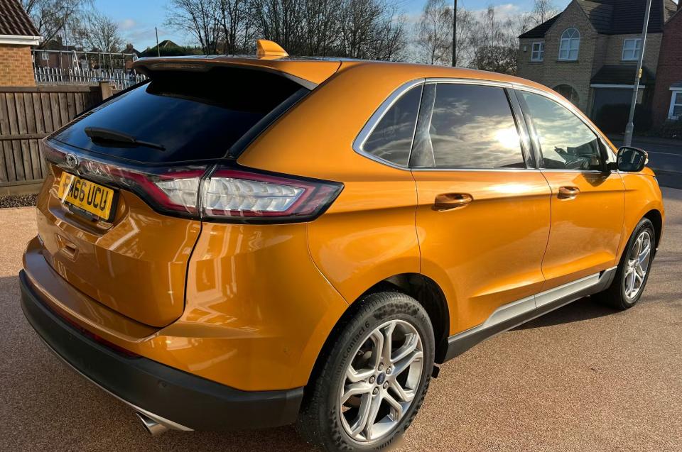 Used Ford Edge 2017 for sale - 76782949: Photo 2