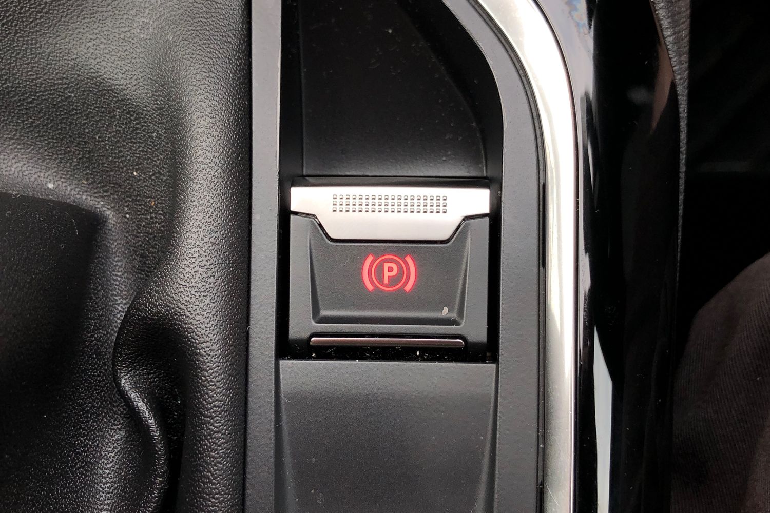 Used Peugeot 3008 2017 for sale - 75938043: Photo 12