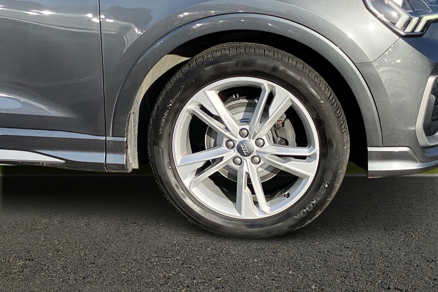 Used Audi Q3 2020 for sale - 75329559: Photo 23