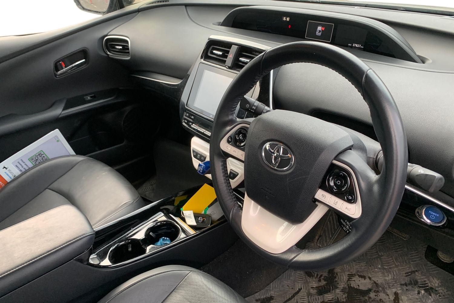 Used Toyota Prius 2018 for sale - 78224212: Photo 3