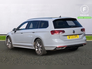 Used Volkswagen Passat 2023 for sale - 78038261: Photo