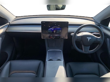 Used Tesla Model Y 2023 for sale - 79595581: Photo