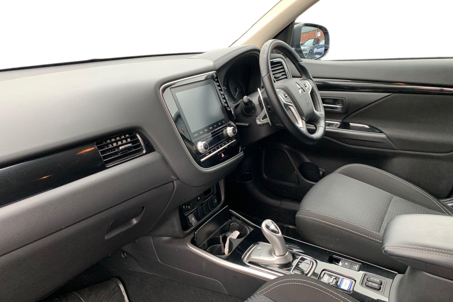 Used Mitsubishi Outlander 2020 for sale - 76274808: Photo 4