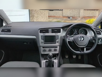 Used Volkswagen Golf 2016 for sale - 78484935: Photo