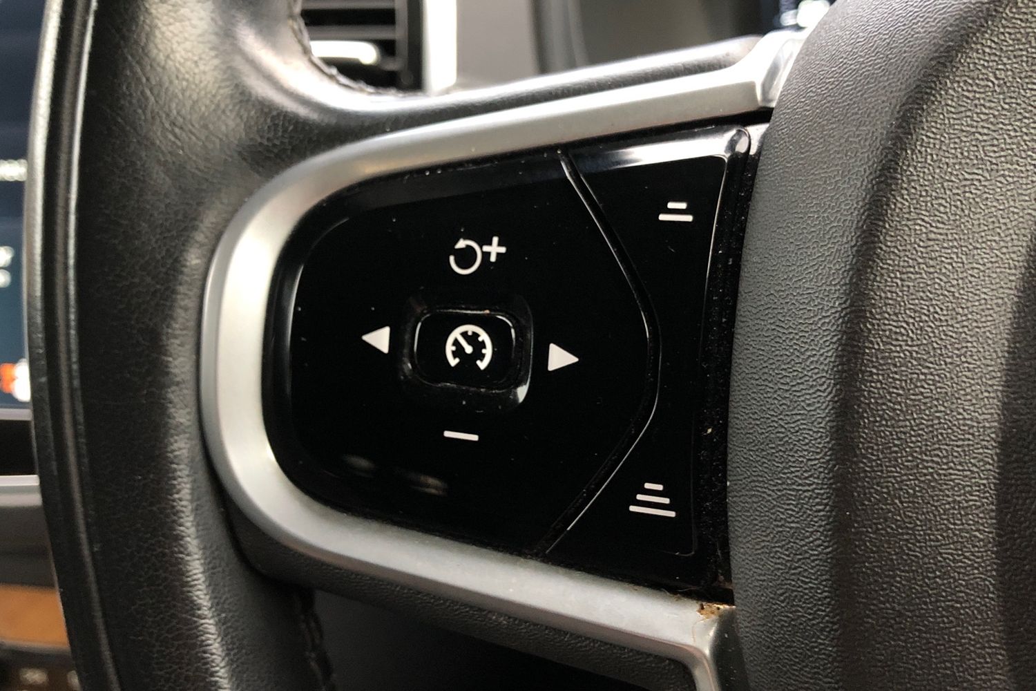 Used Volvo XC90 2018 for sale - 77527472: Photo 6