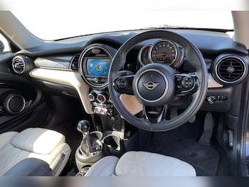 Used MINI Hatch 2020 for sale - 79359830: Photo