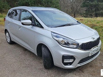 Used Kia Carens 2017 for sale - 78367849: Photo