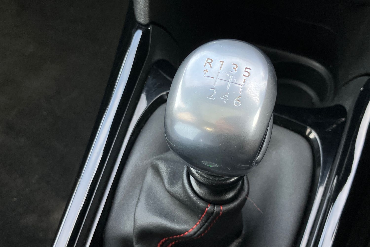 Used Peugeot 2008 2019 for sale - 76783063: Photo 15