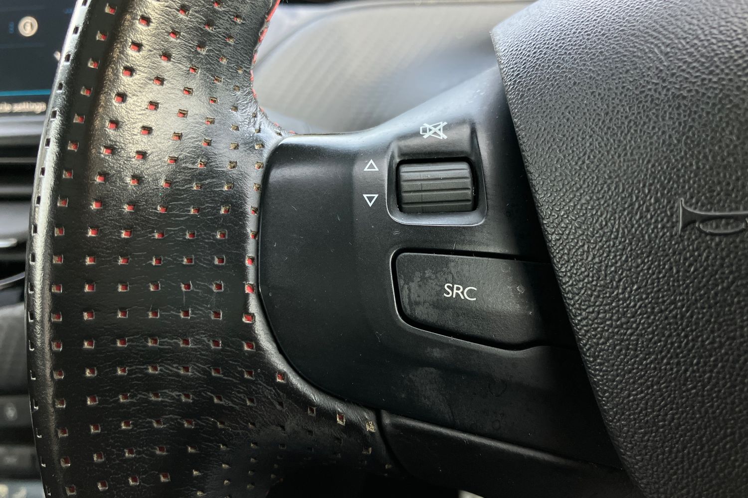 Used Peugeot 2008 2019 for sale - 76783063: Photo 17