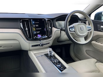Used Volvo XC60 2021 for sale - 79371789: Photo