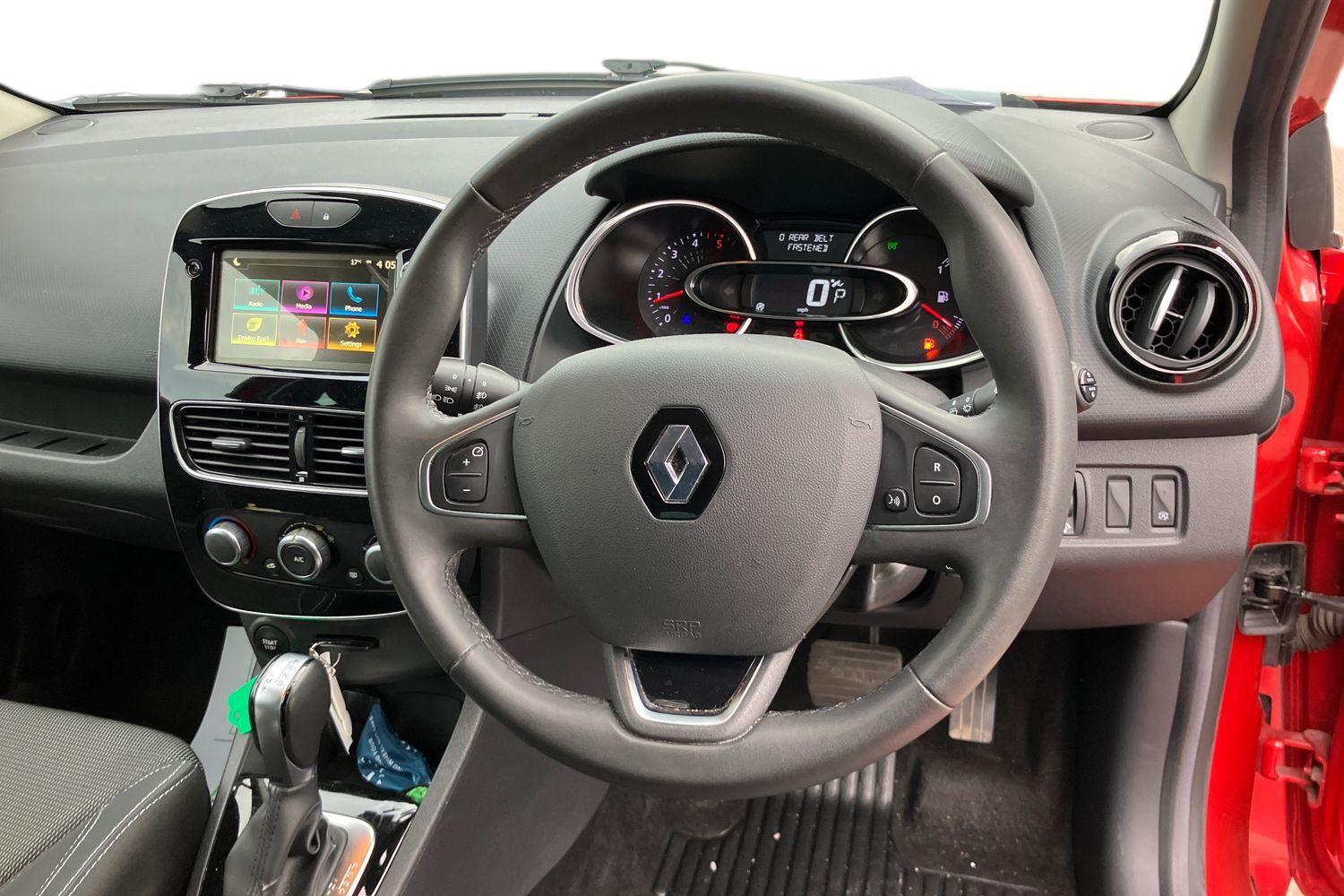 Used Renault Clio 2019 for sale - 76143786: Photo 3