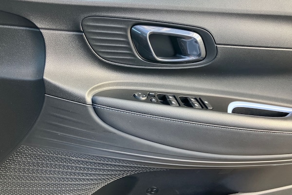 Used Hyundai i20 2021 for sale - 76115024: Photo 18