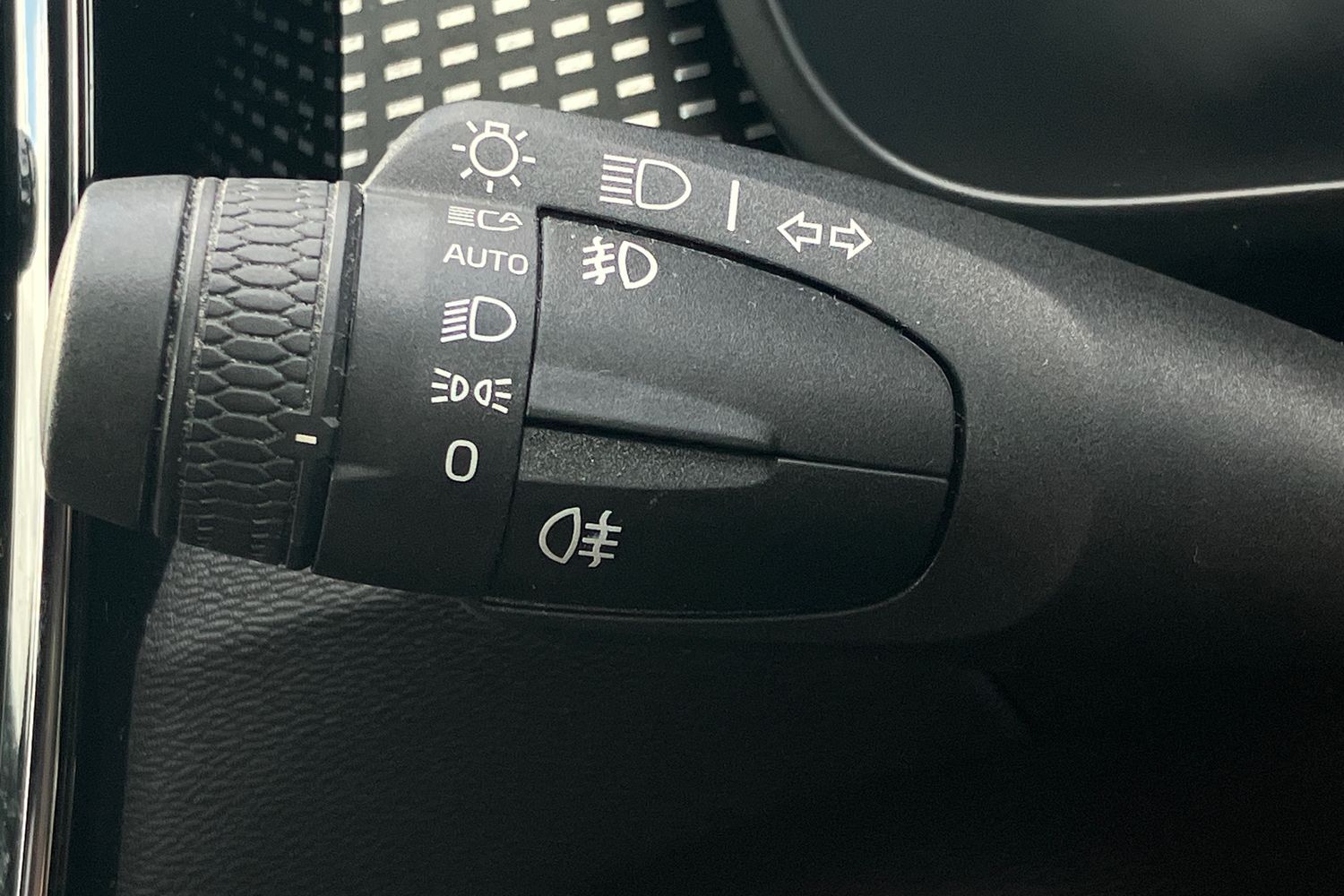 Used Volvo XC40 2022 for sale - 75908849: Photo 14