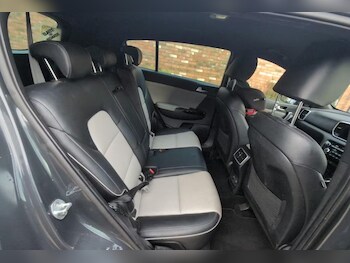 Used Kia Sportage 2022 for sale - 77249657: Photo