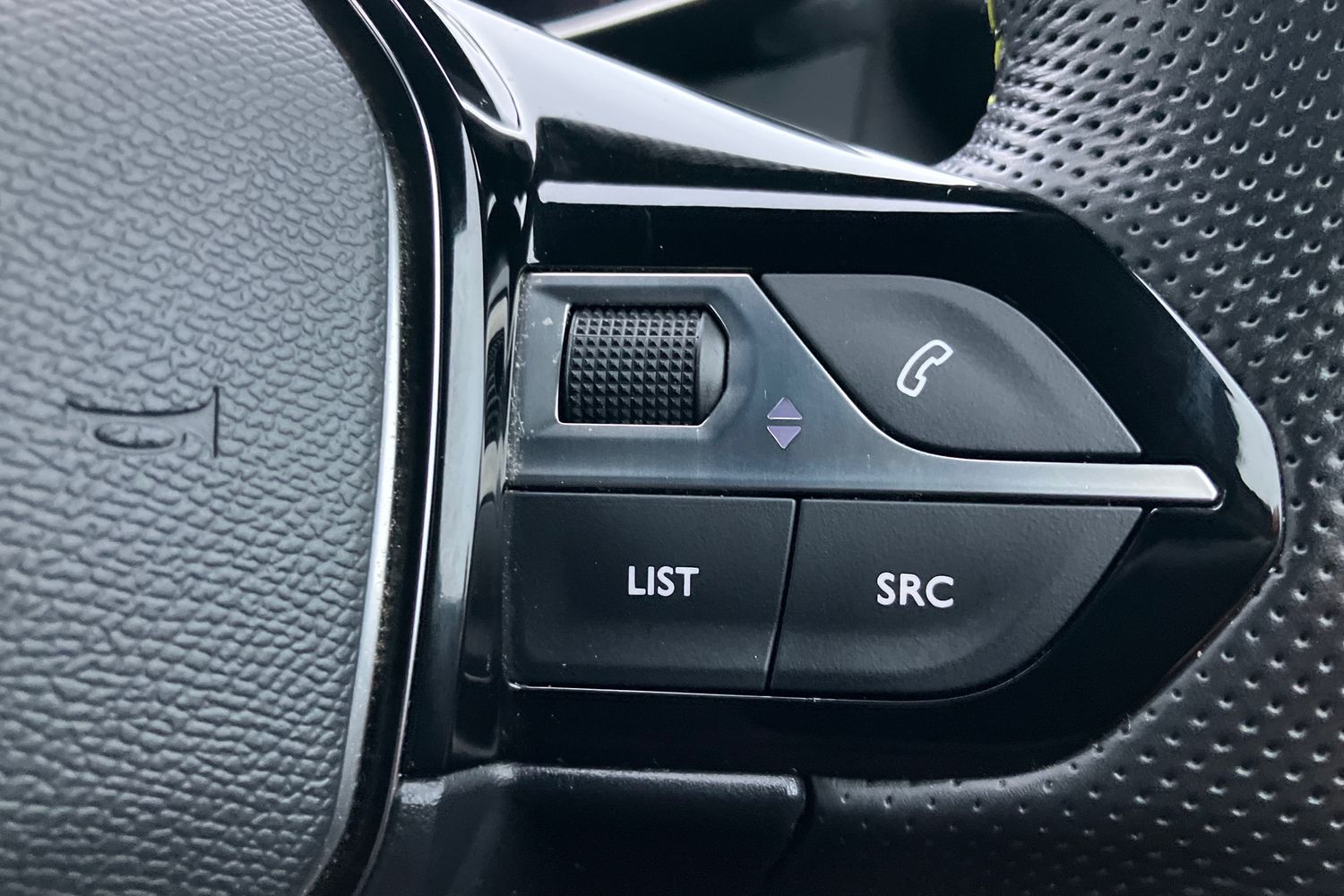 Used Peugeot 2008 2021 for sale - 77165838: Photo 17