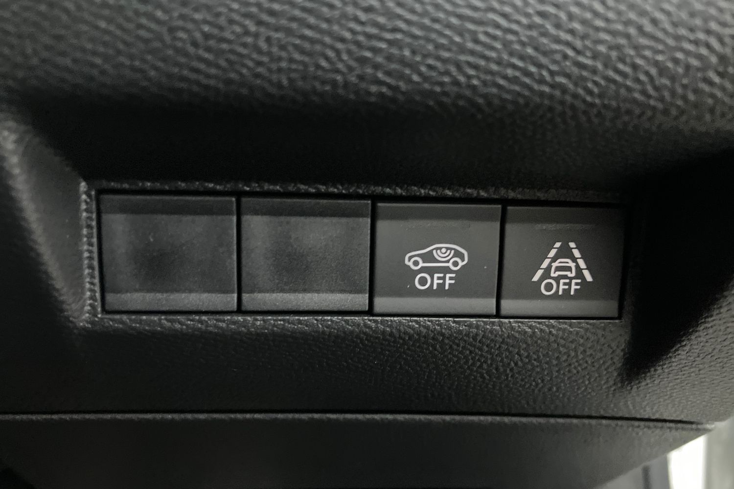 Used Peugeot 2008 2021 for sale - 77165838: Photo 22