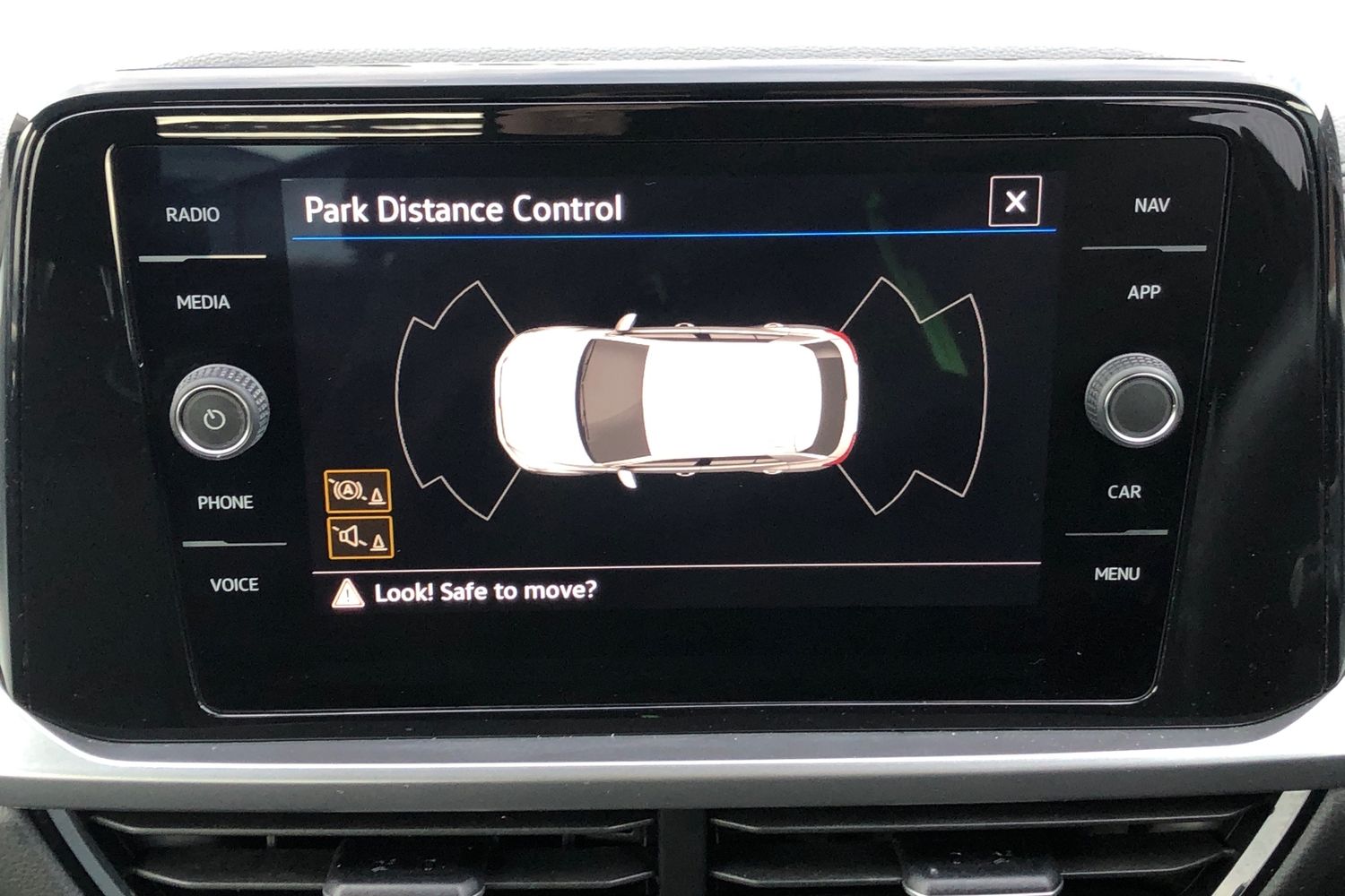 Used Volkswagen T-Roc 2022 for sale - 76435880: Photo 13