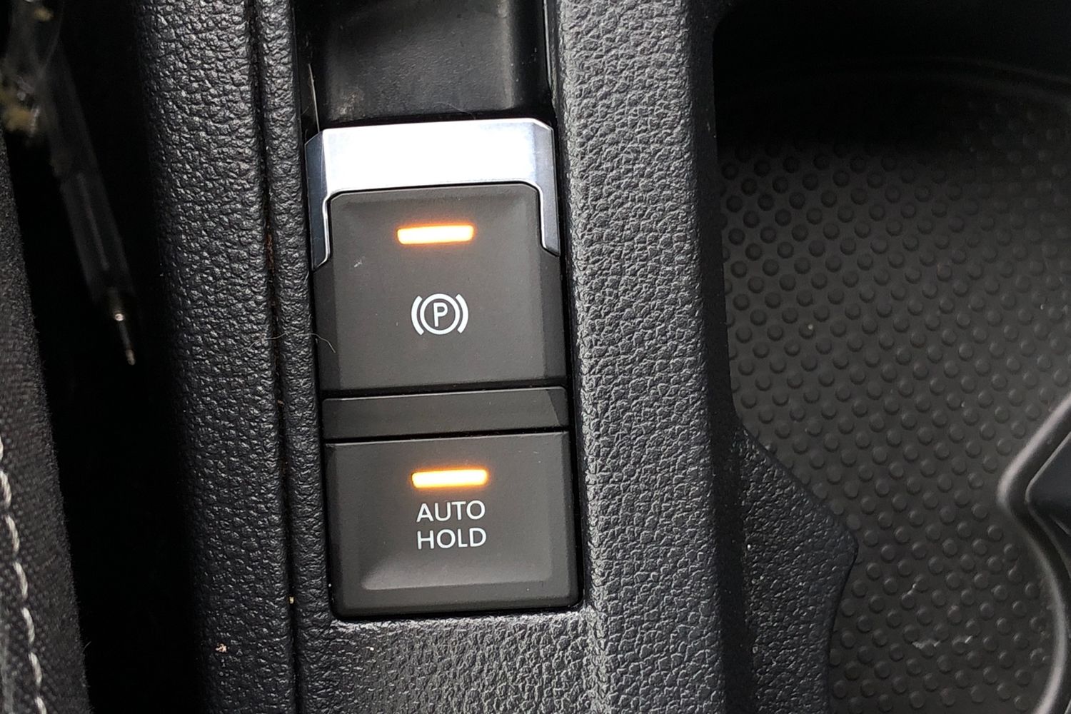 Used Volkswagen T-Roc 2022 for sale - 76435880: Photo 16