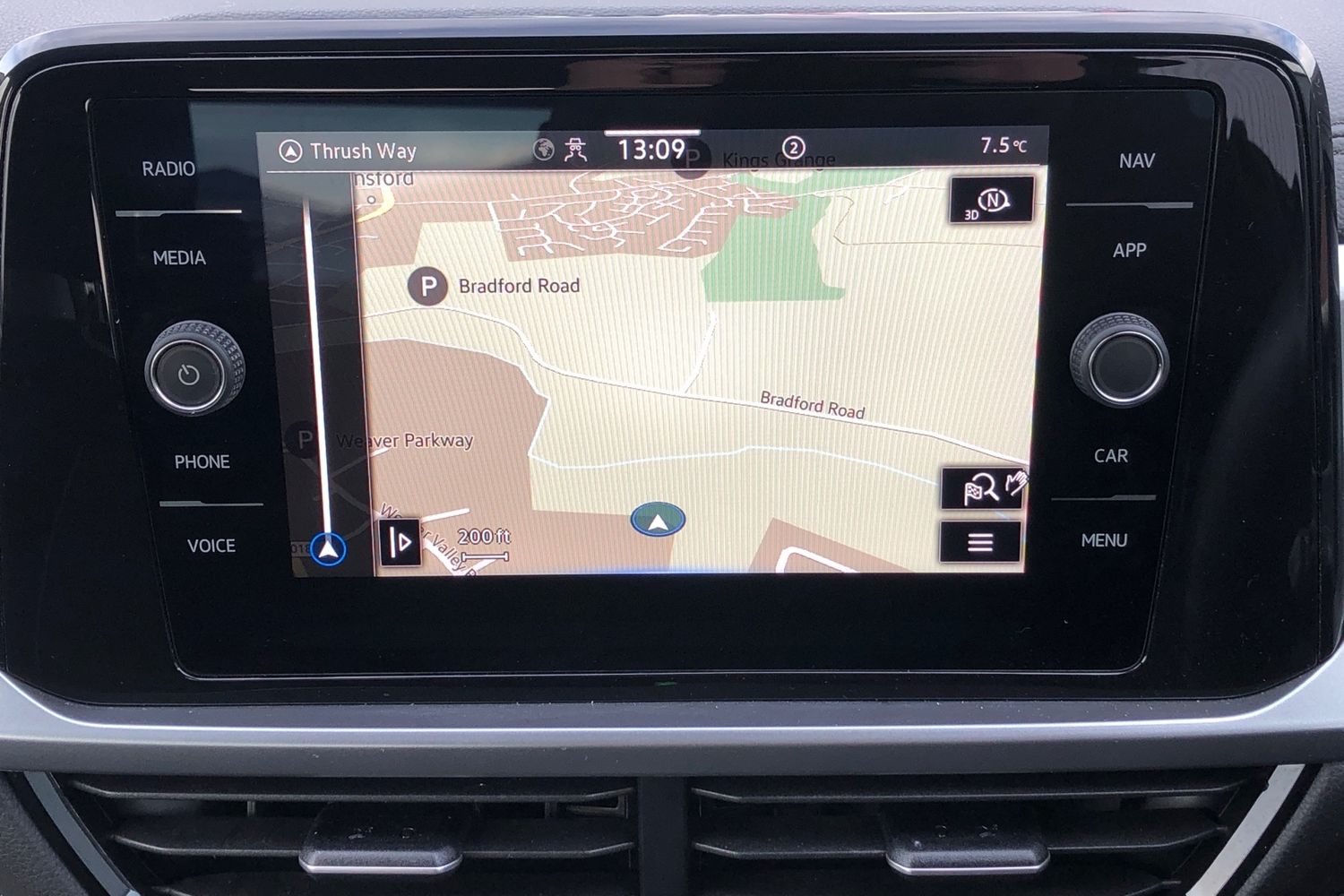 Used Volkswagen T-Roc 2022 for sale - 76435880: Photo 9