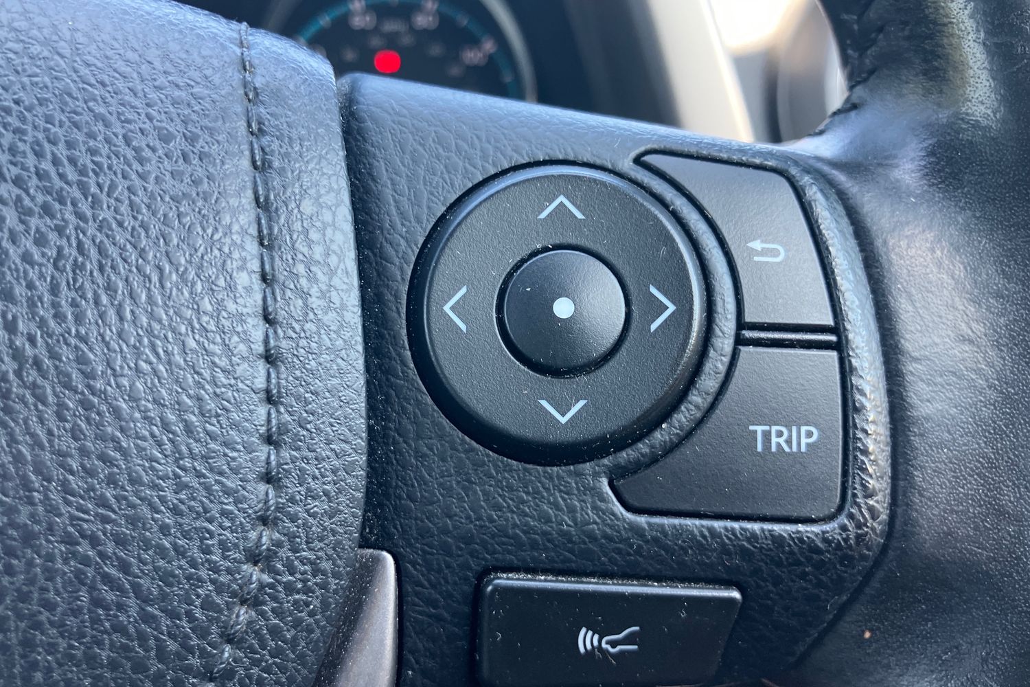 Used Toyota RAV4 2018 for sale - 76391000: Photo 11