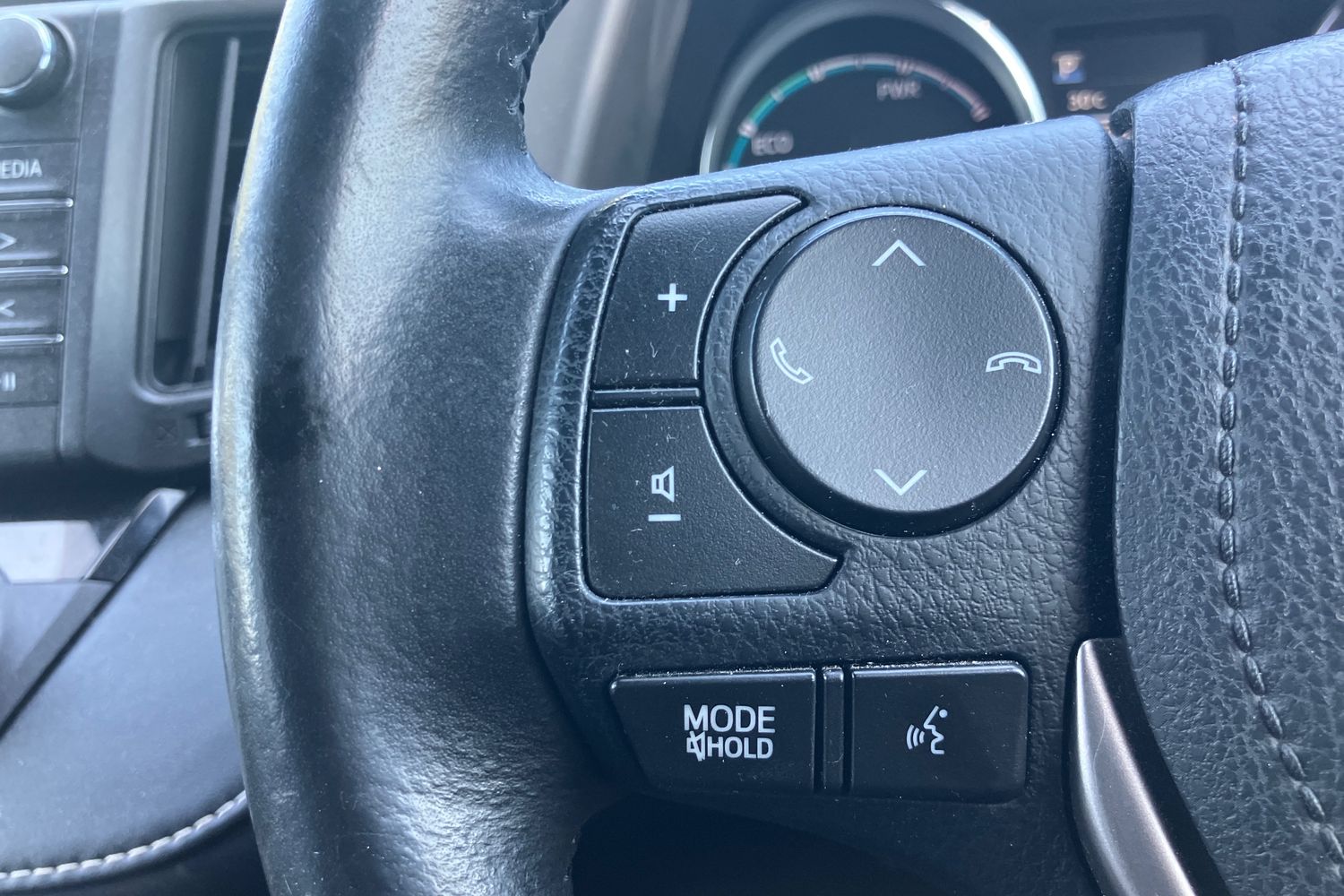 Used Toyota RAV4 2018 for sale - 76391000: Photo 12