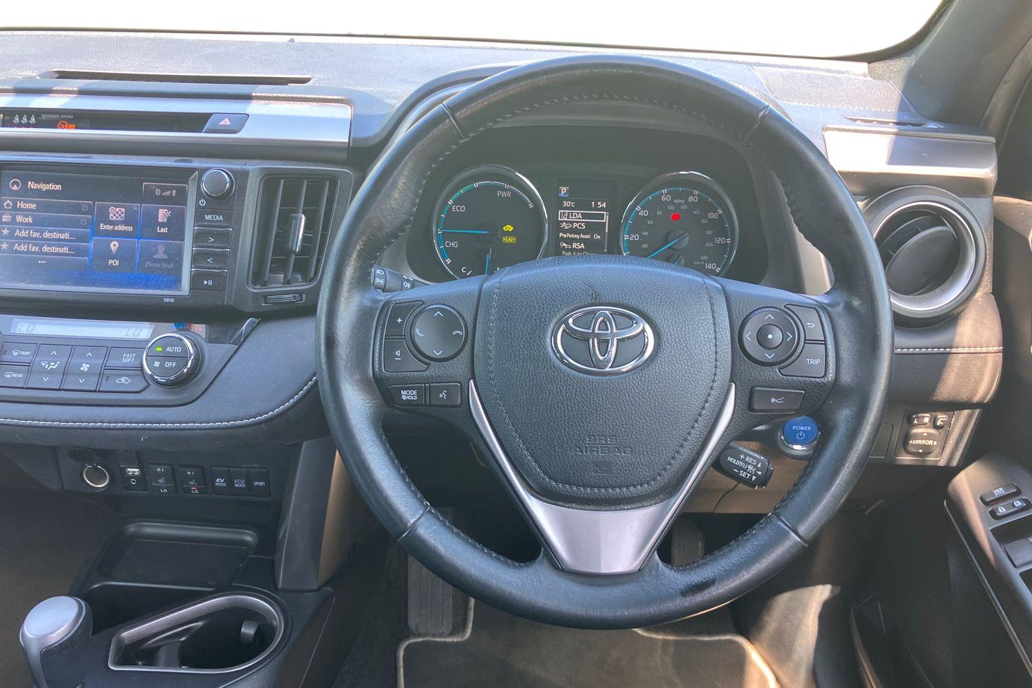 Used Toyota RAV4 2018 for sale - 76391000: Photo 4
