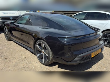 Used Porsche Taycan 2021 for sale - 79446256: Photo