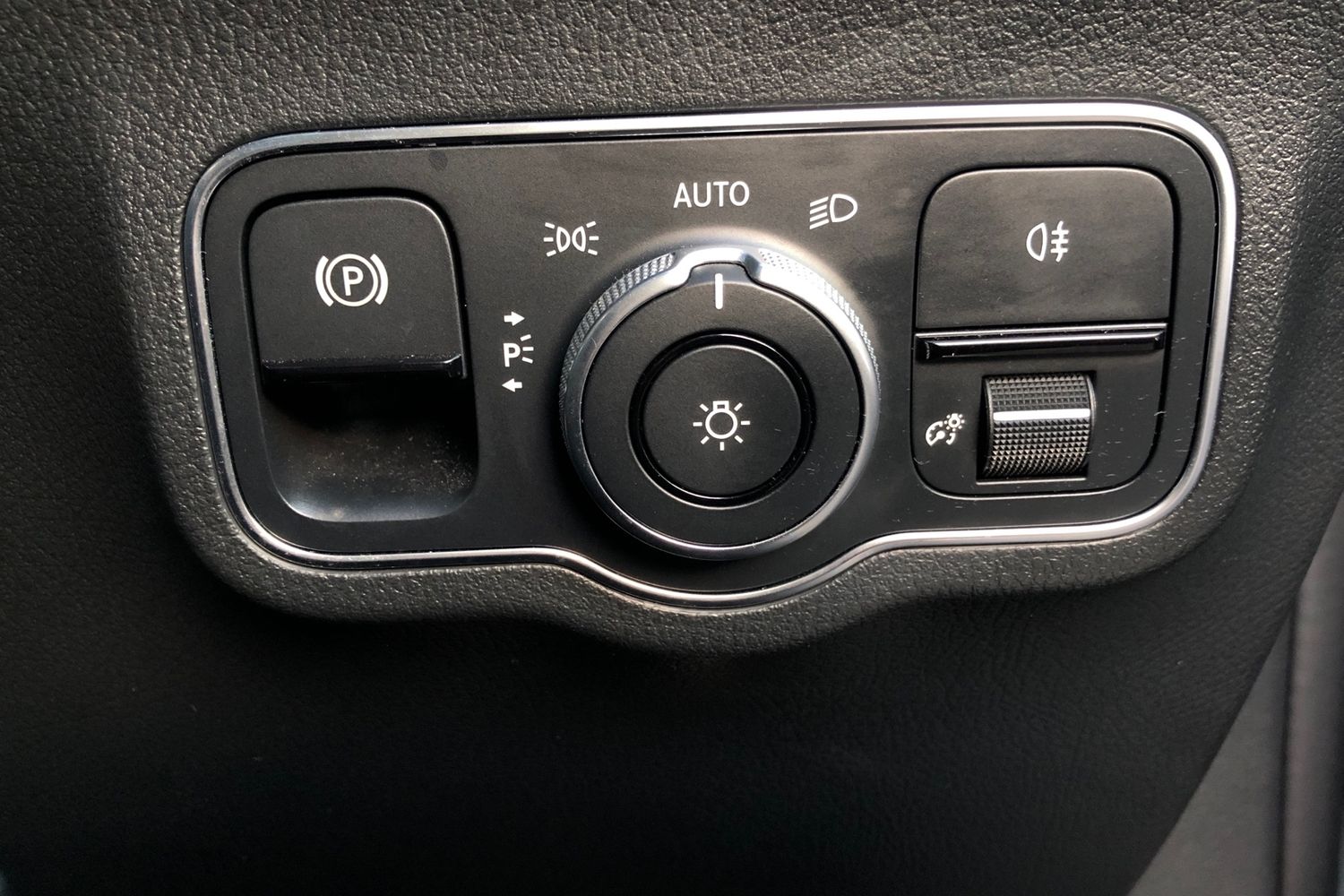 Used Mercedes-Benz EQA 2021 for sale - 76469235: Photo 26