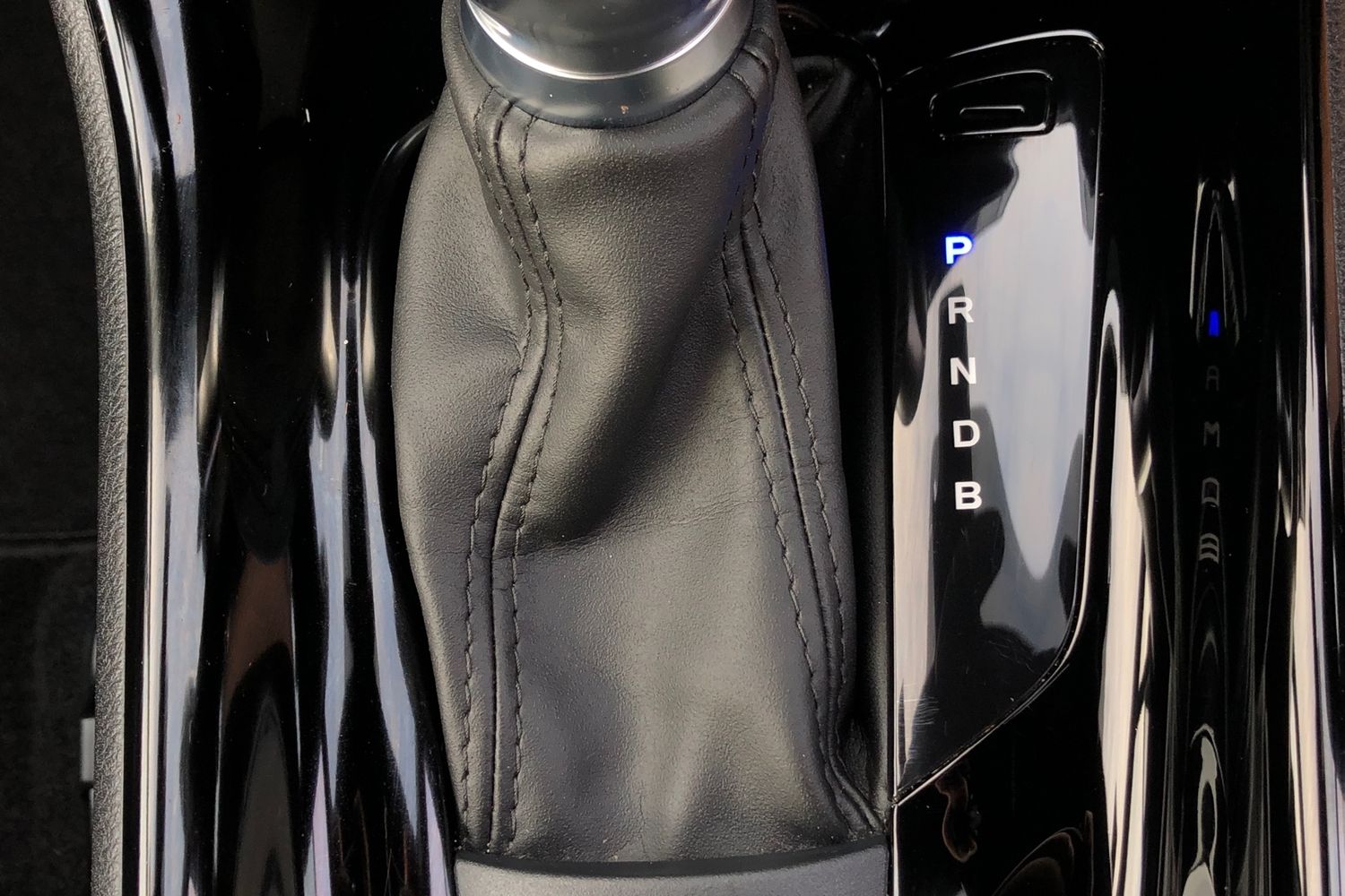 Used Toyota C-HR 2022 for sale - 76401716: Photo 12