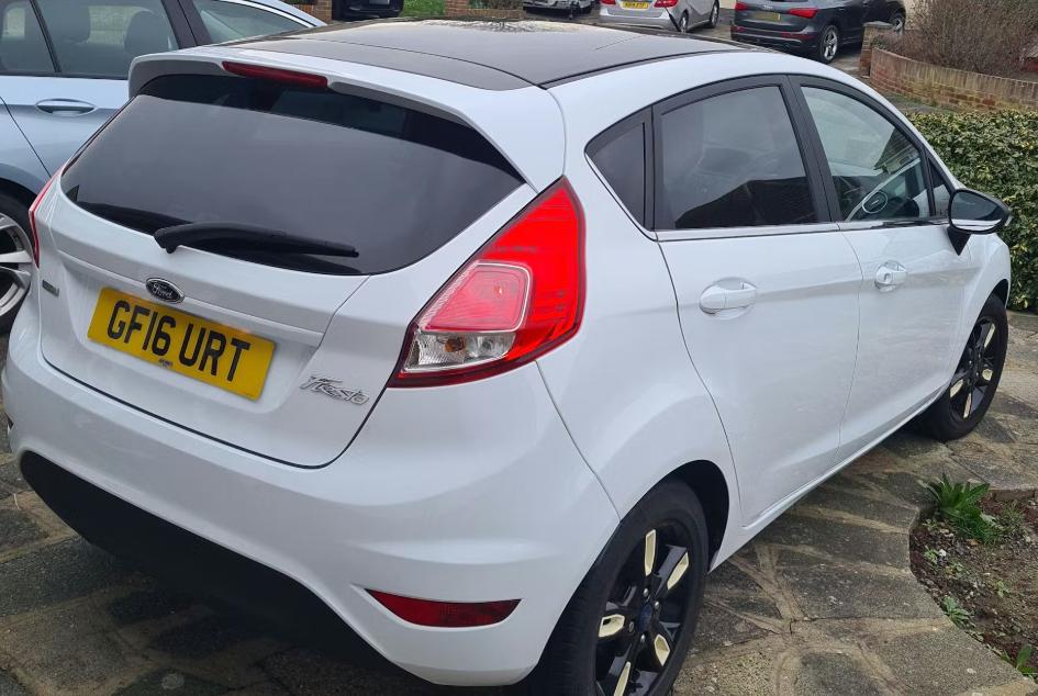 Used Ford Fiesta 2016 for sale - 77733732: Photo 2