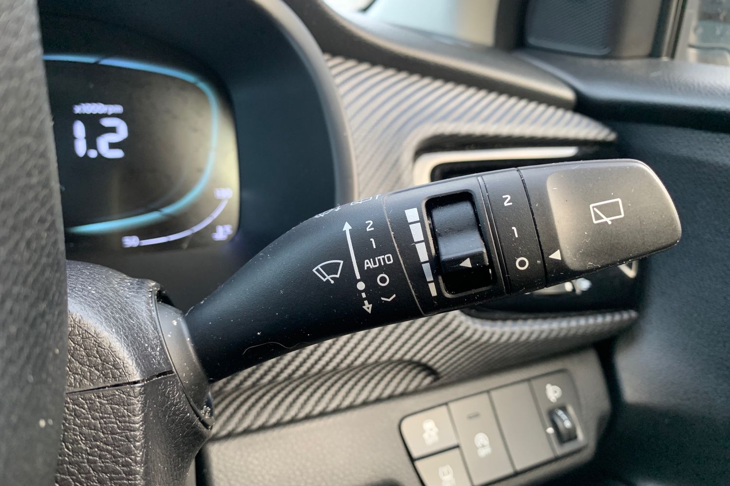 Used Kia Stonic 2025 for sale - 77515105: Photo 7