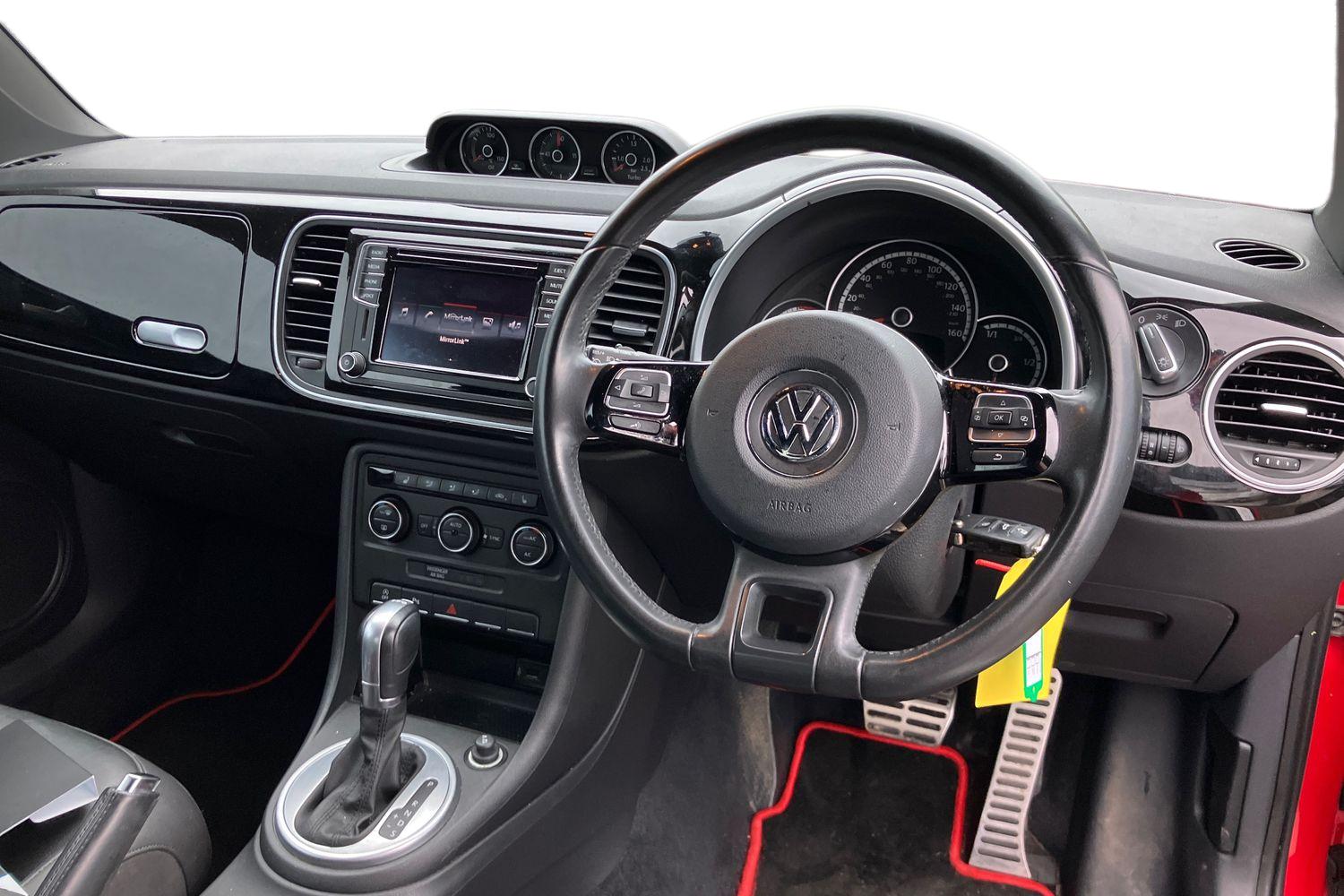 Used Volkswagen Beetle 2016 for sale - 77951906: Photo 3