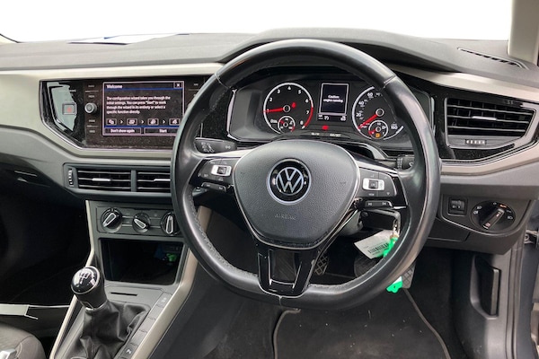 Used Volkswagen Polo 2021 for sale - 76218556: Photo 3