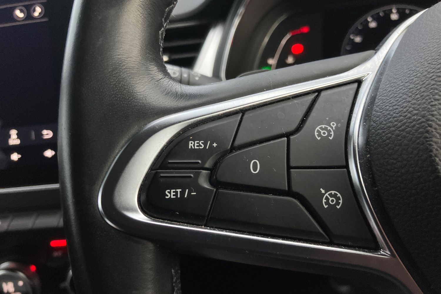 Used Renault Captur 2020 for sale - 76395473: Photo 12