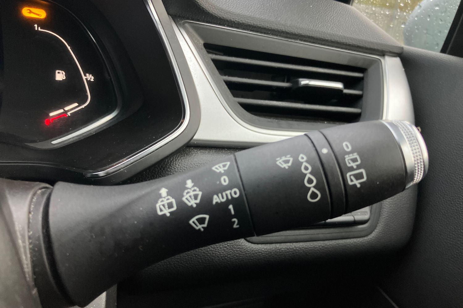 Used Renault Captur 2020 for sale - 76395473: Photo 15